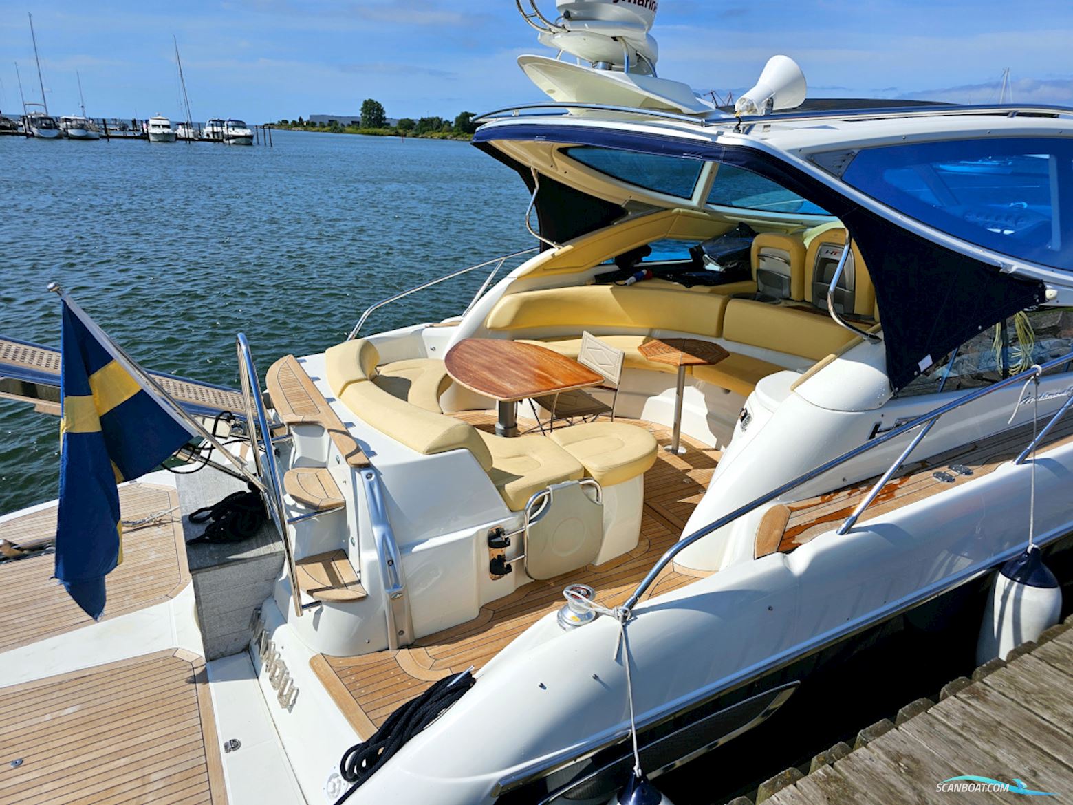 Cranchi Mediterranee 43 HT Volvo Penta IPS-600