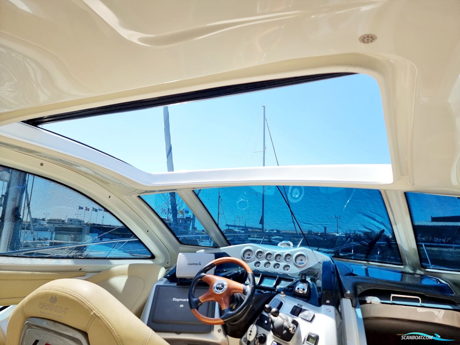 Cranchi Mediterranee 43 HT Volvo Penta IPS-600