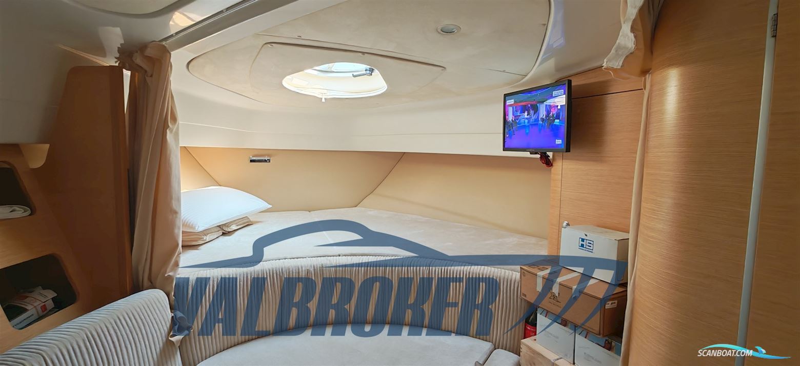 Cranchi Pelican 32
