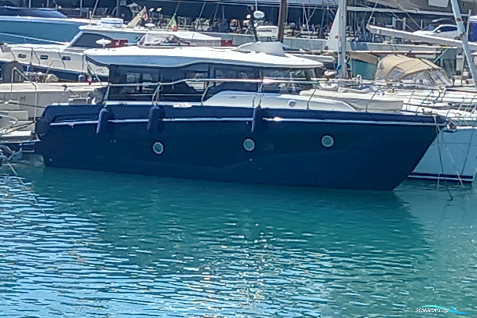 Cranchi T36 Crossover