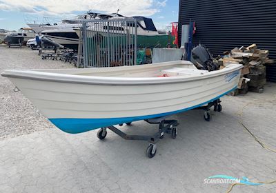 Crescent 410 Motorboat 2000, with Mercury engine, Denmark