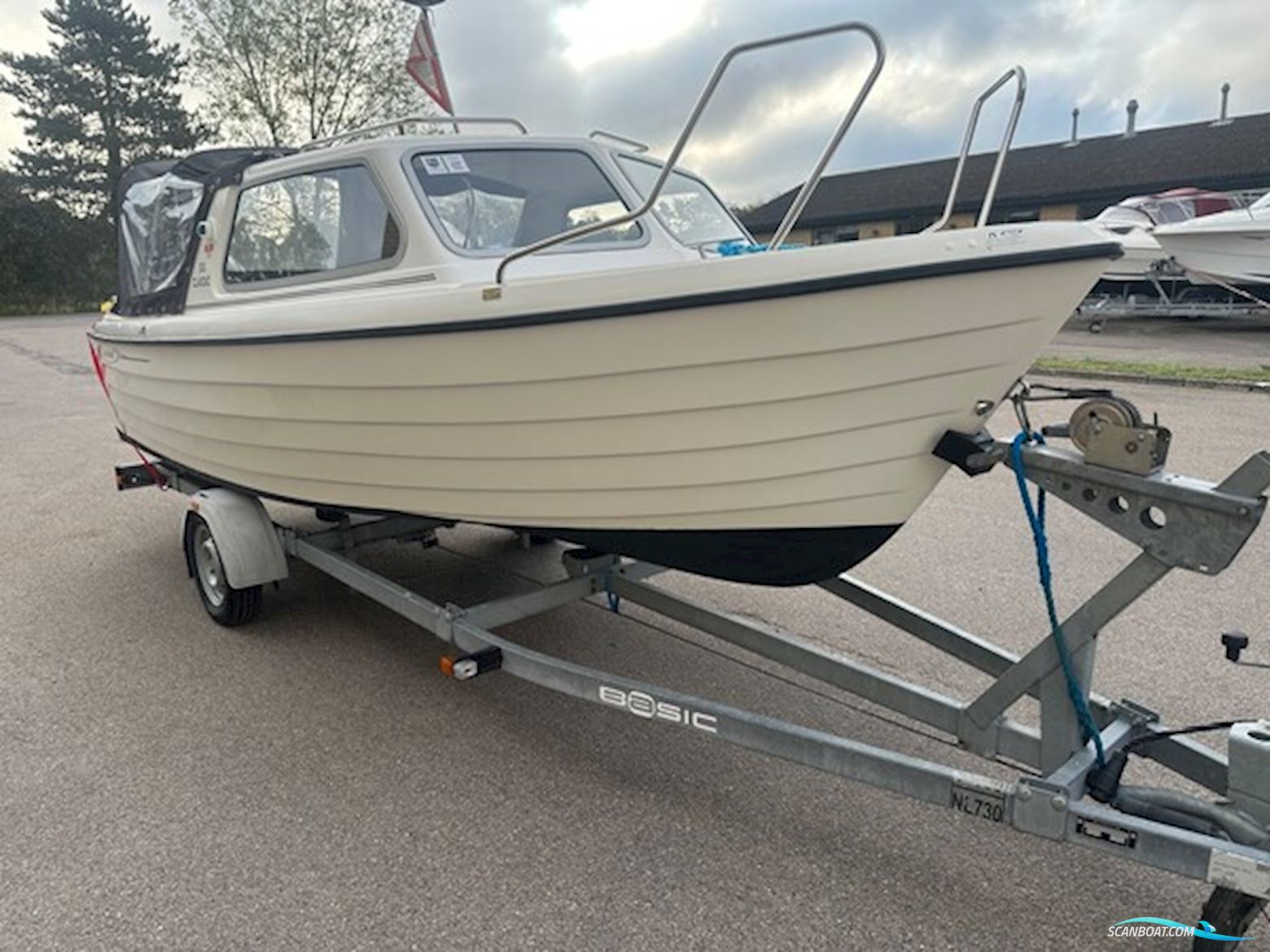 Crescent 535 Classic HT Med Yamaha 40 Efi Garmin 922 XS og Brenderup Trailer