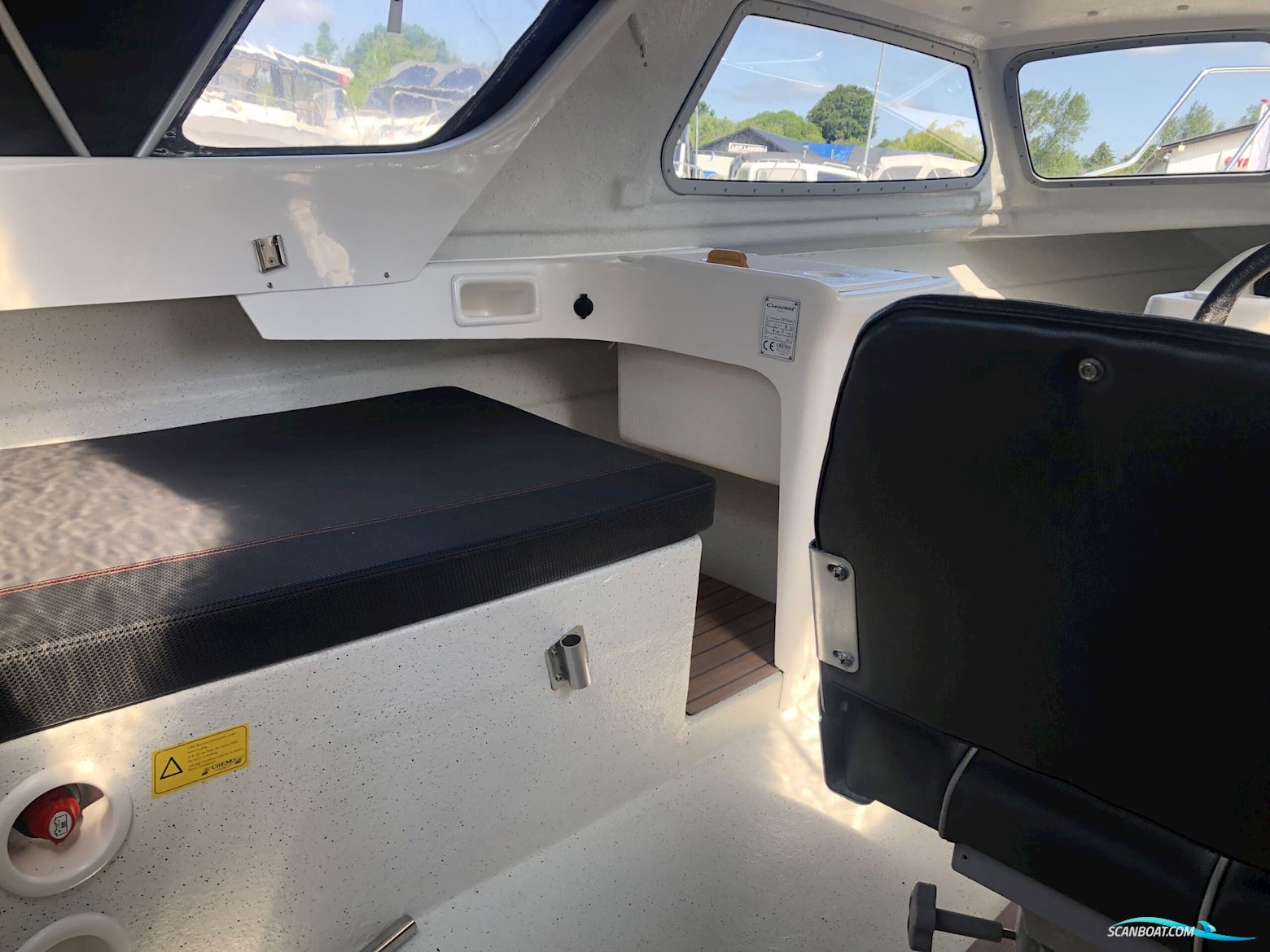 Crescent 535 Classic