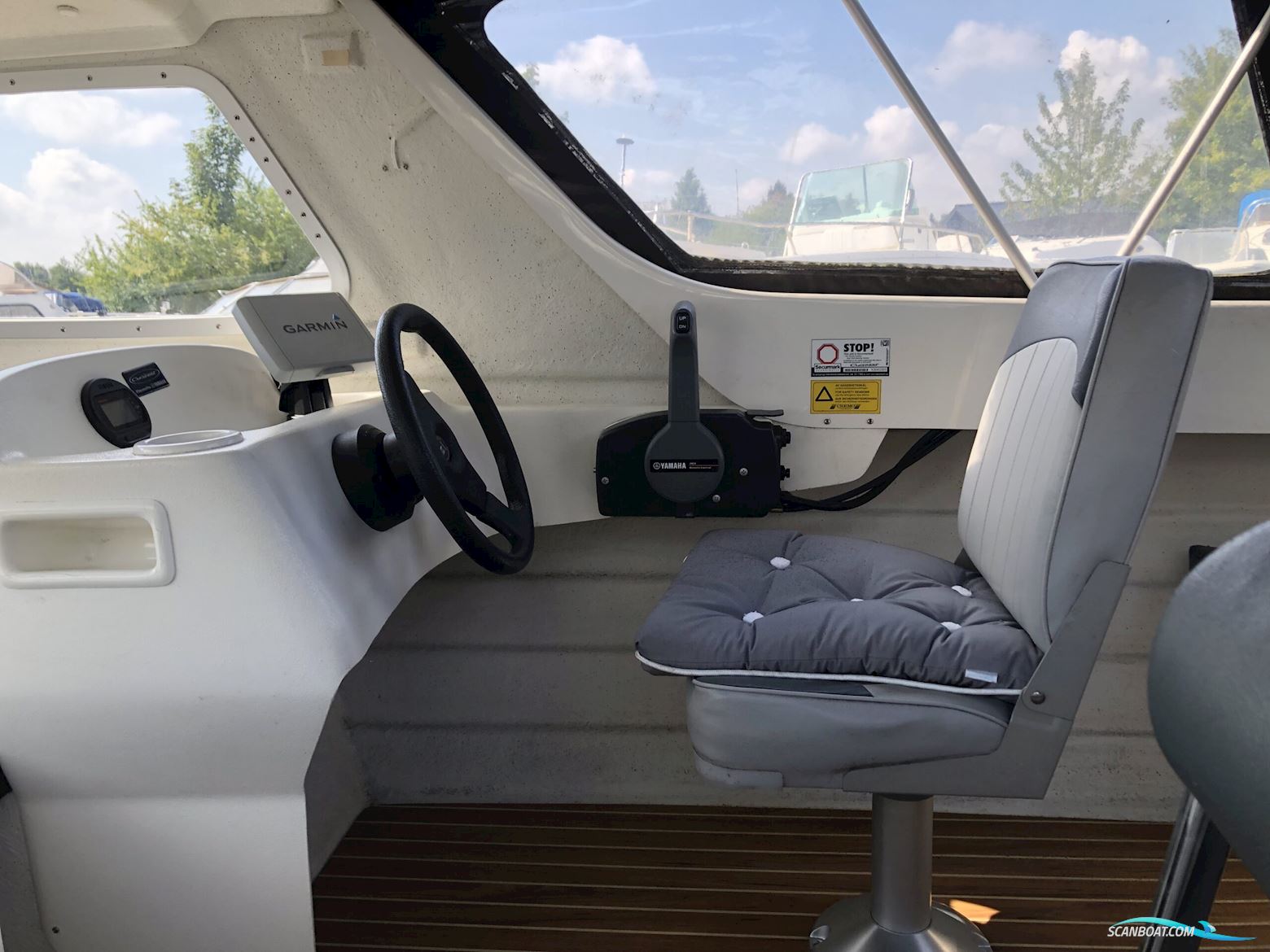 Crescent 535 Classic