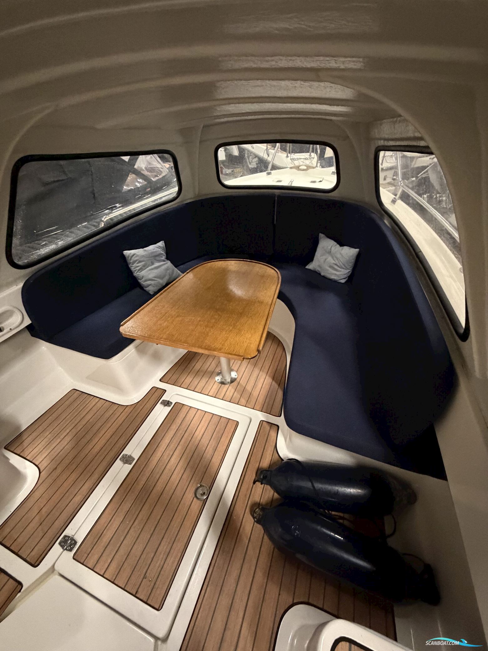 Crescent Allure 21 HT