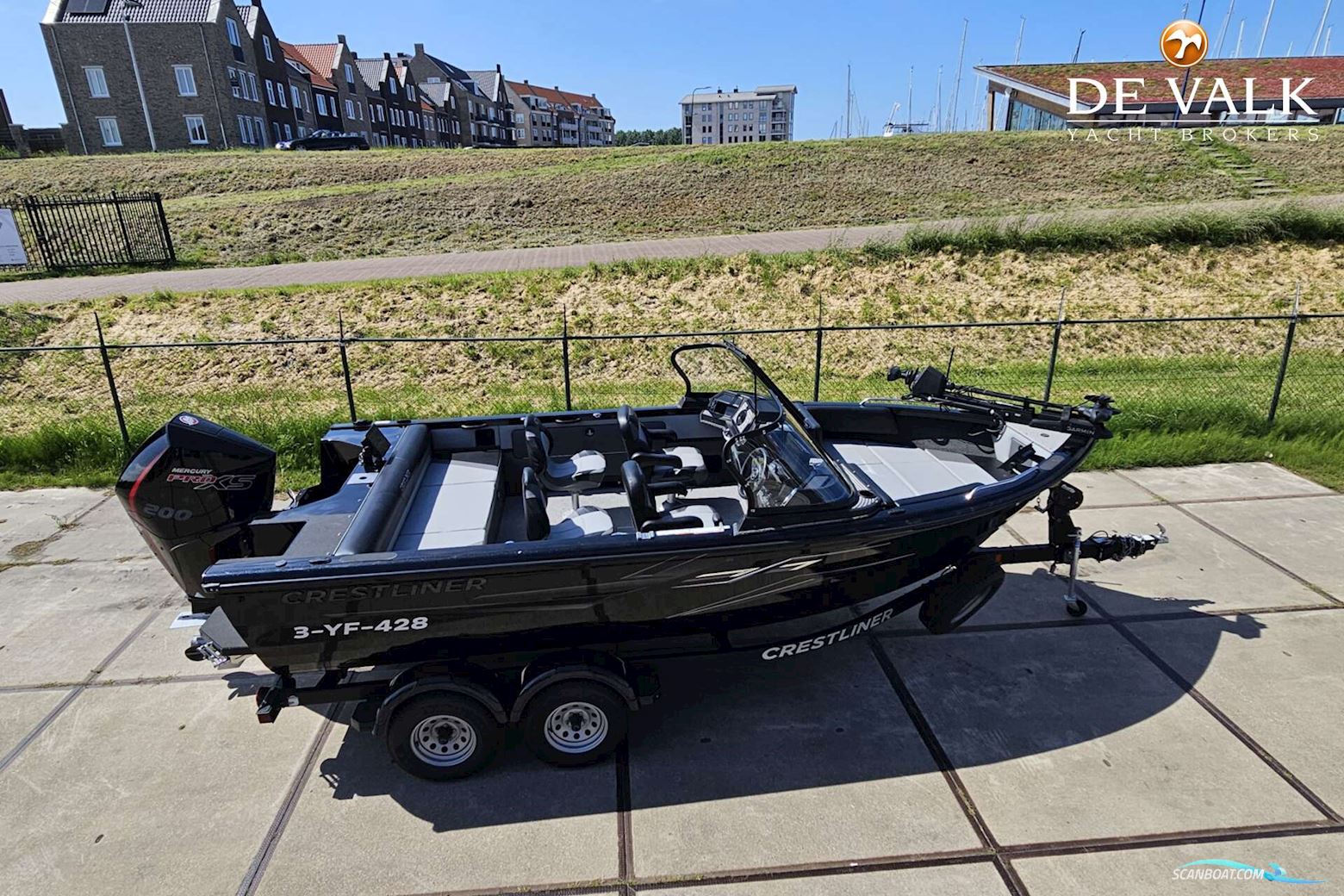 Crestliner Sportfish 2050 Motorboat 2021, with  Mercury engine, The Netherlands
