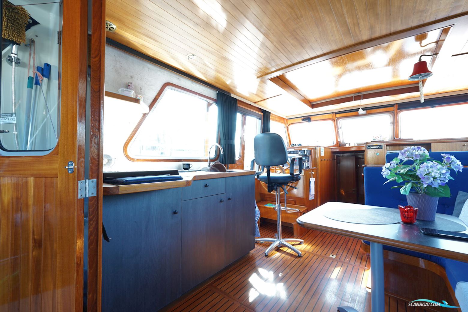 Crown Cruiser 11.90 OK