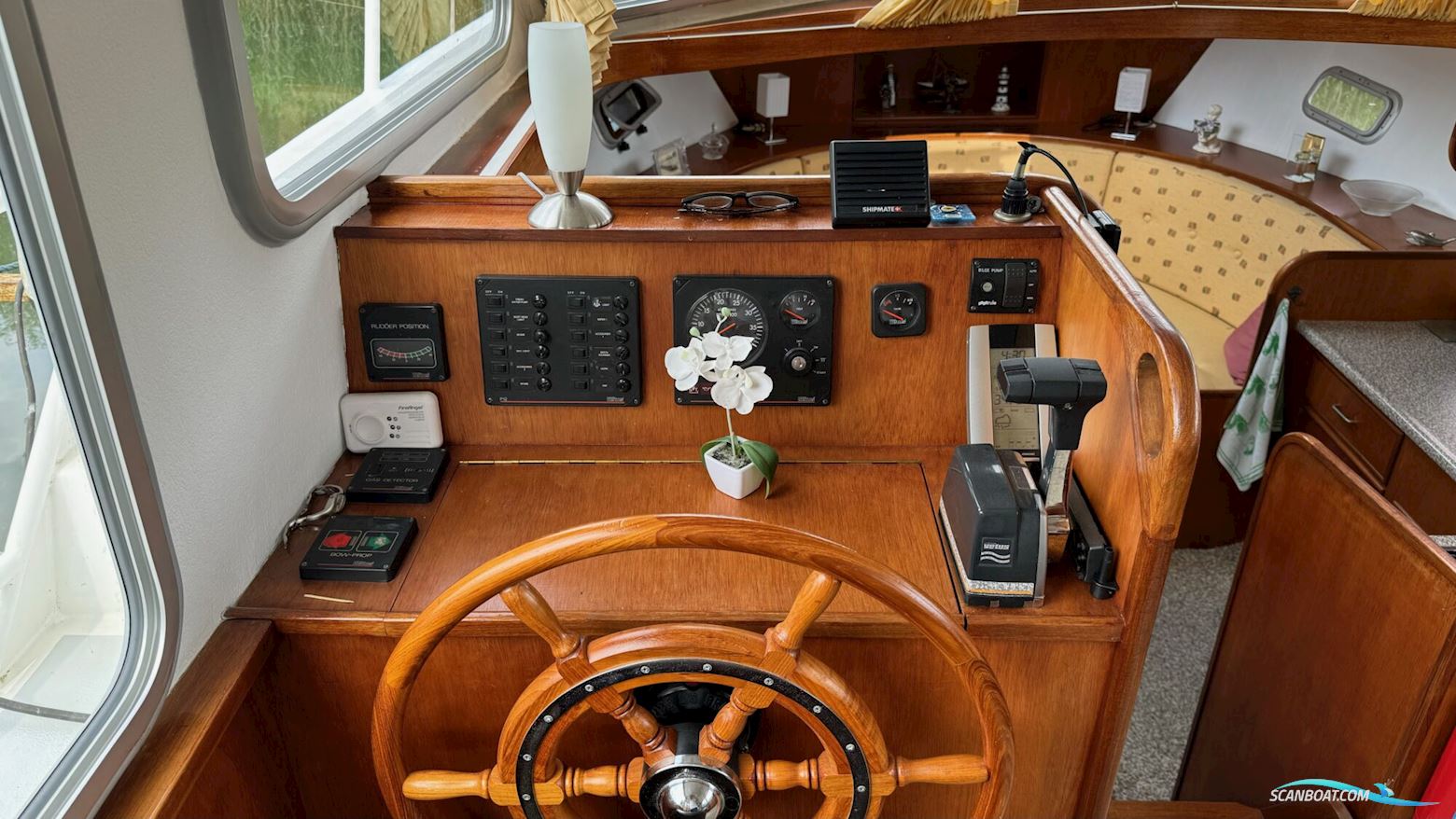 Crown Kruiser 11.80 AK Bakdekker