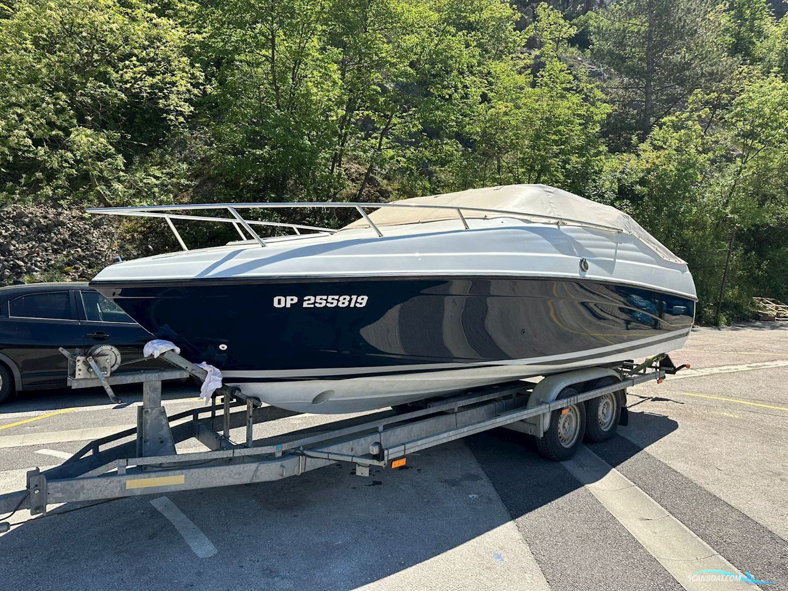 Crownline 210 Cabin Motorboat 1992, with Mercruiser 5,0 V8 engine, Austria