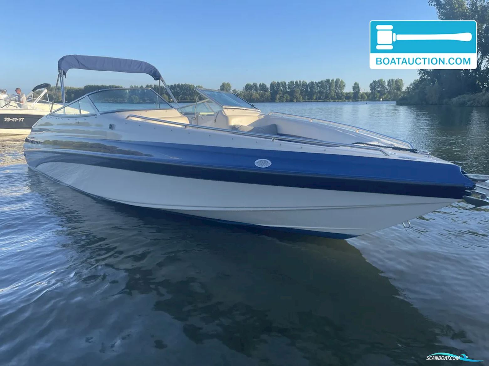 Crownline 266 BR
