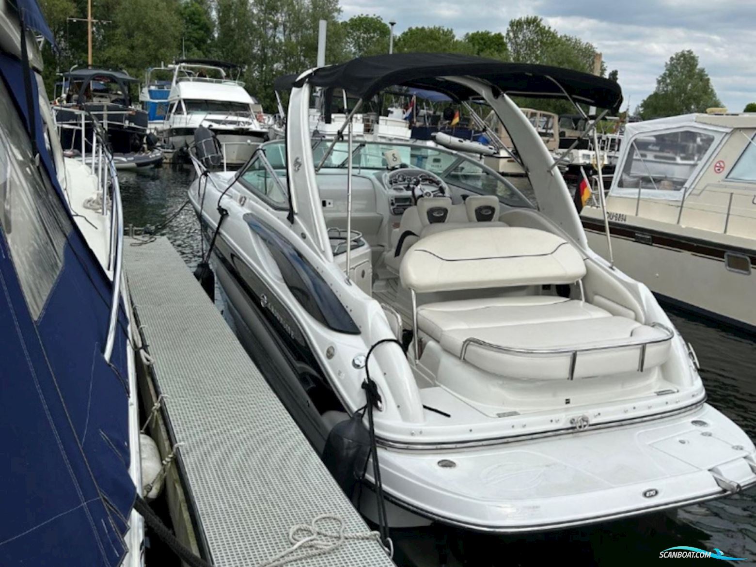Crownline 270 CR