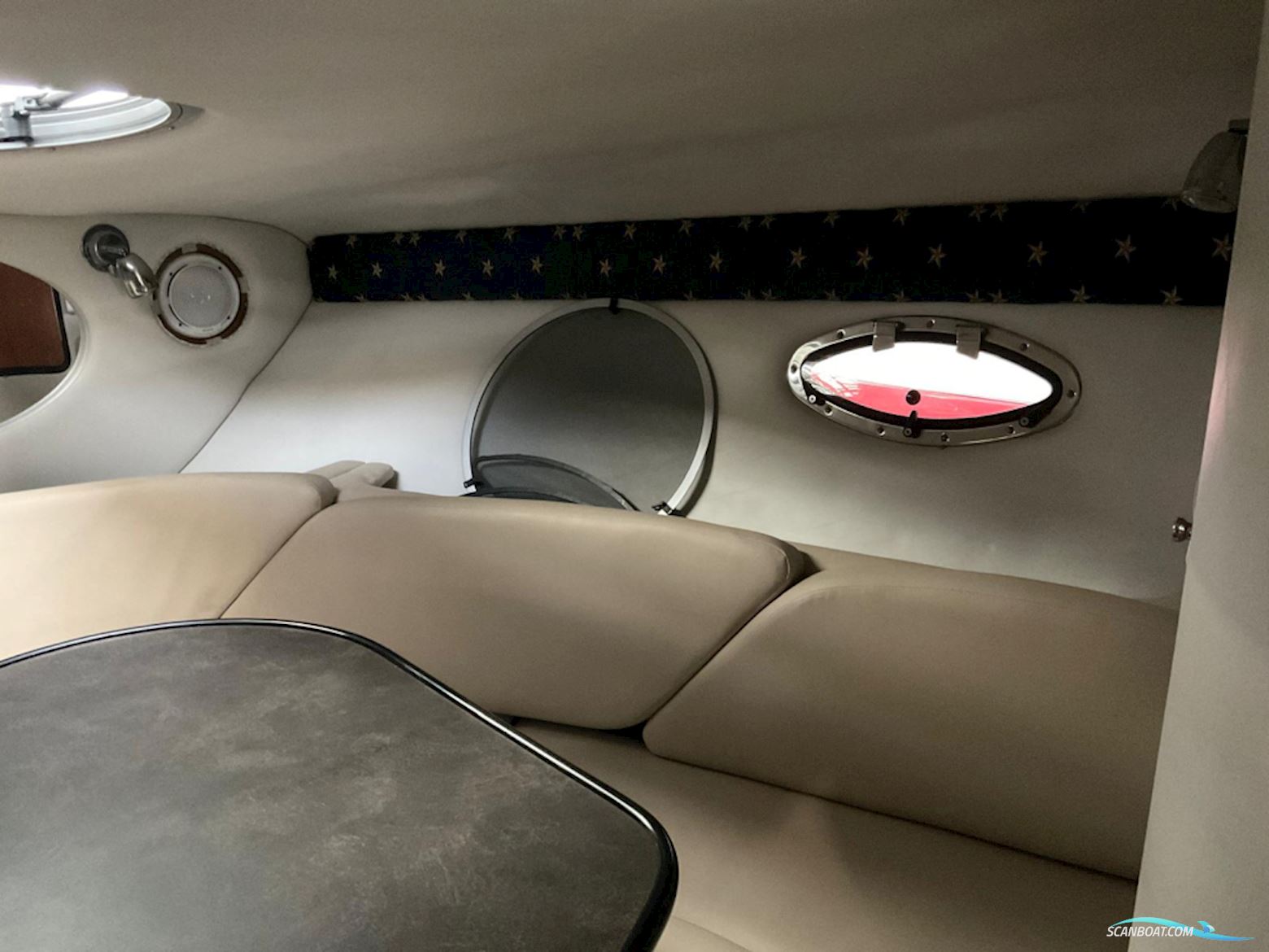 Crownline 275 Sport Cruiser