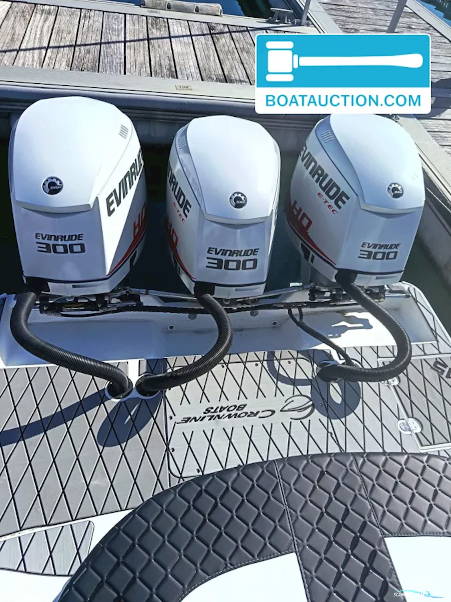 Crownline 315 SCR