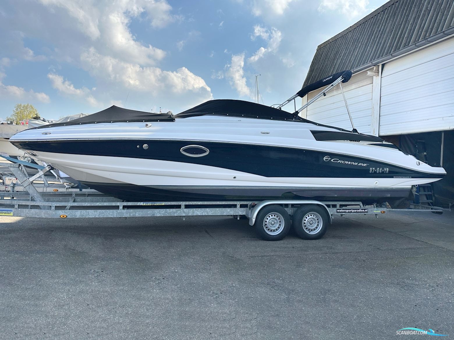 Crownline E6 Motorboat 2011, The Netherlands