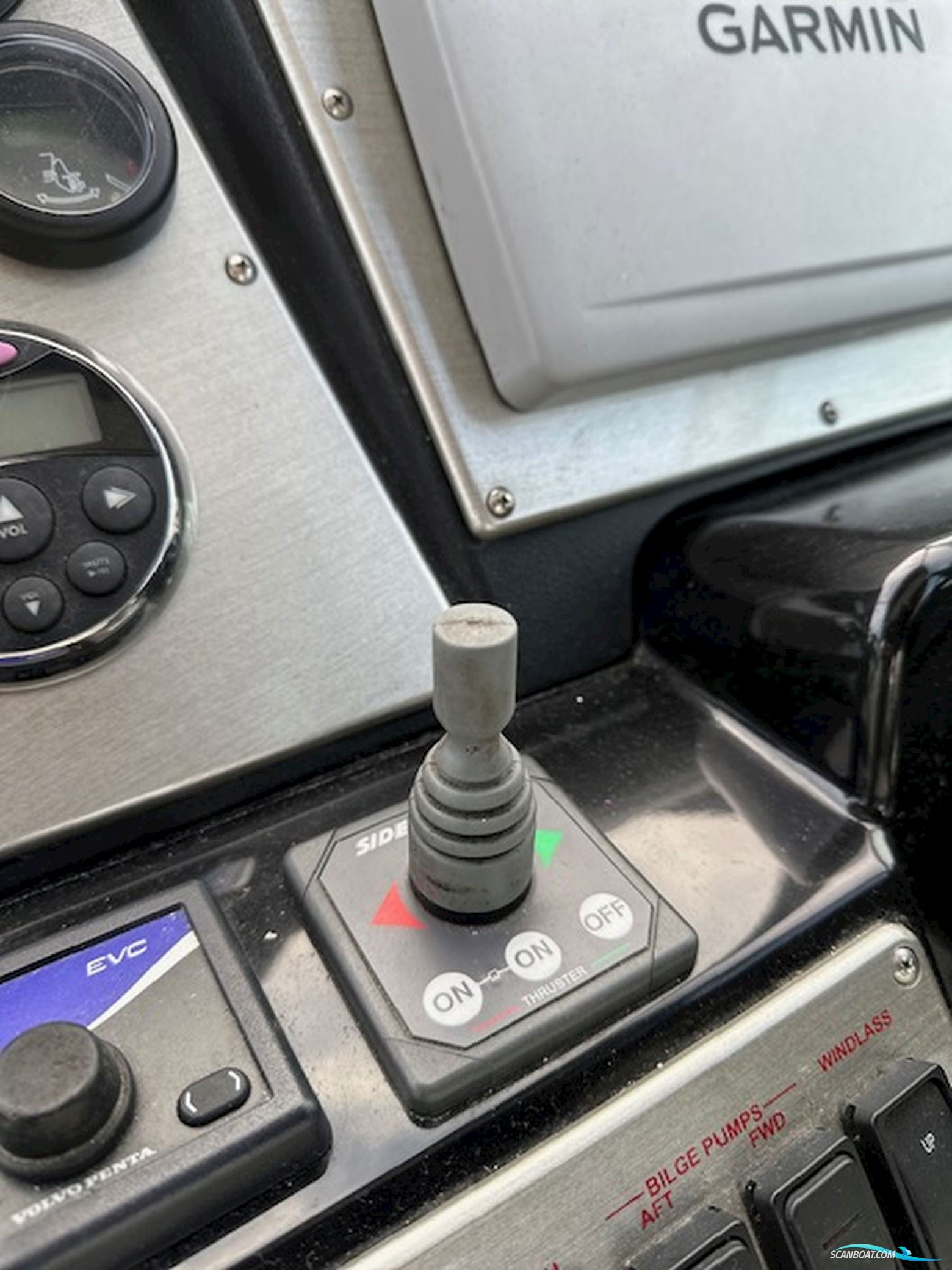 Cruiser Yacht 300 CXI