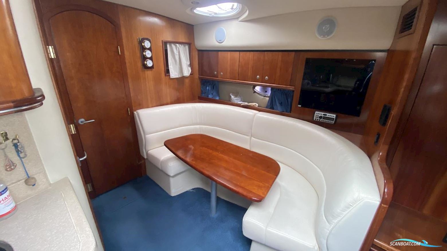 Cruisers Yacht 340 Express