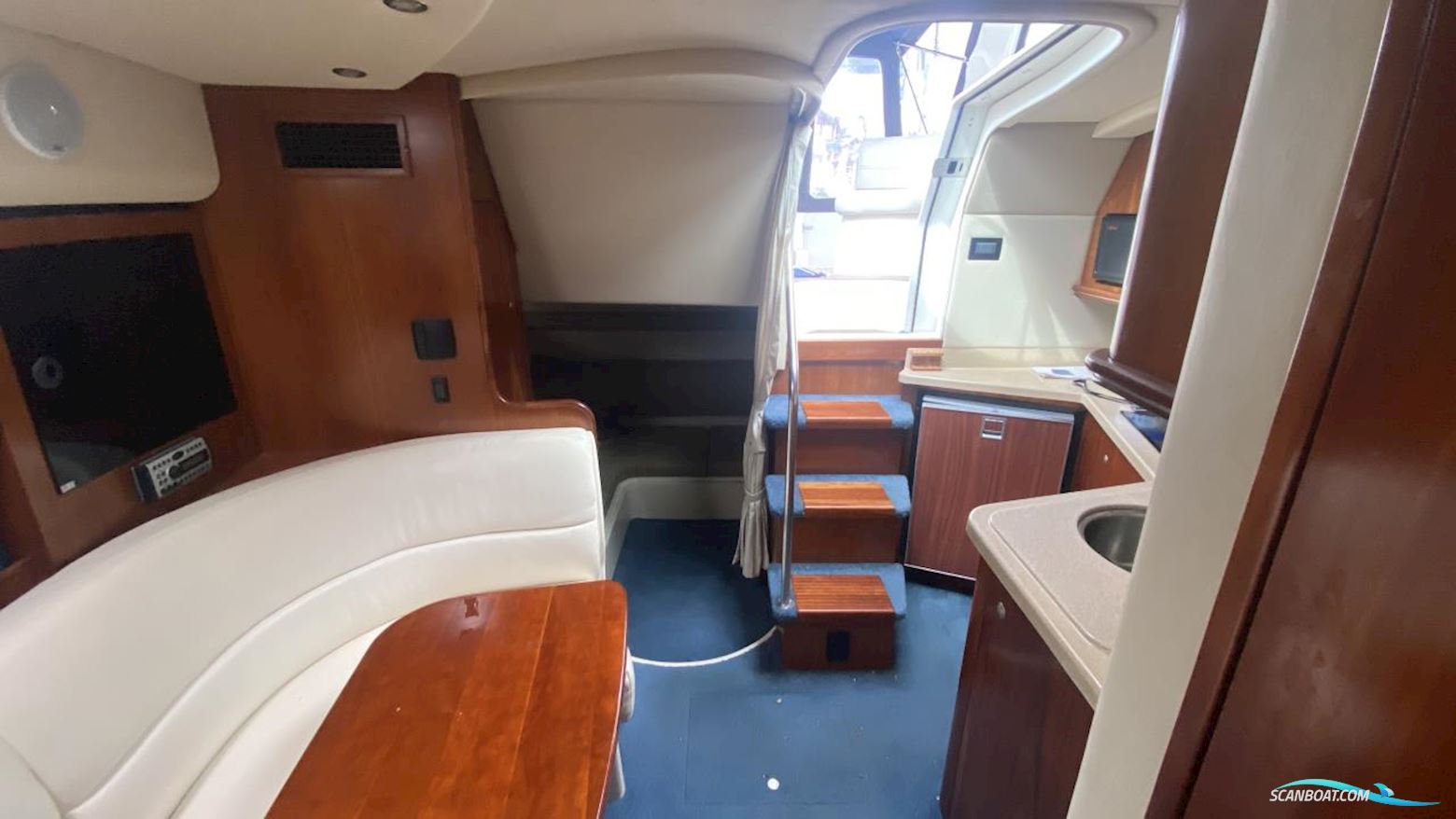 Cruisers Yacht 340 Express