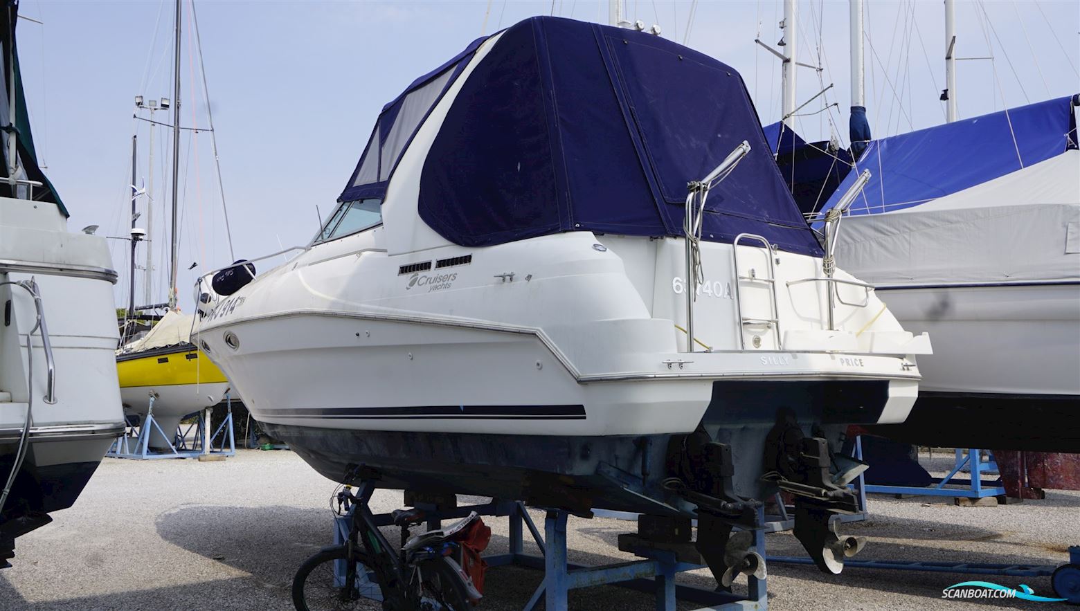 Cruisers Yachts Cruisers 3175 Rogue Motorboat 1999, with Mercruiser 4,5 l V6 Mpi engine, Italy