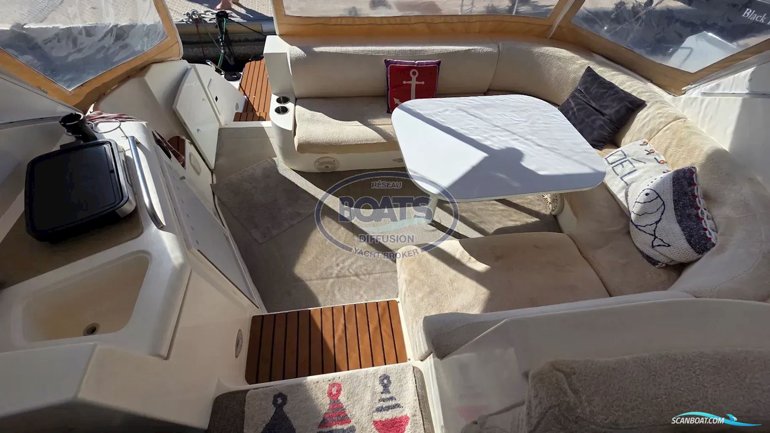 Cruisers Yachts CRUISERS 440