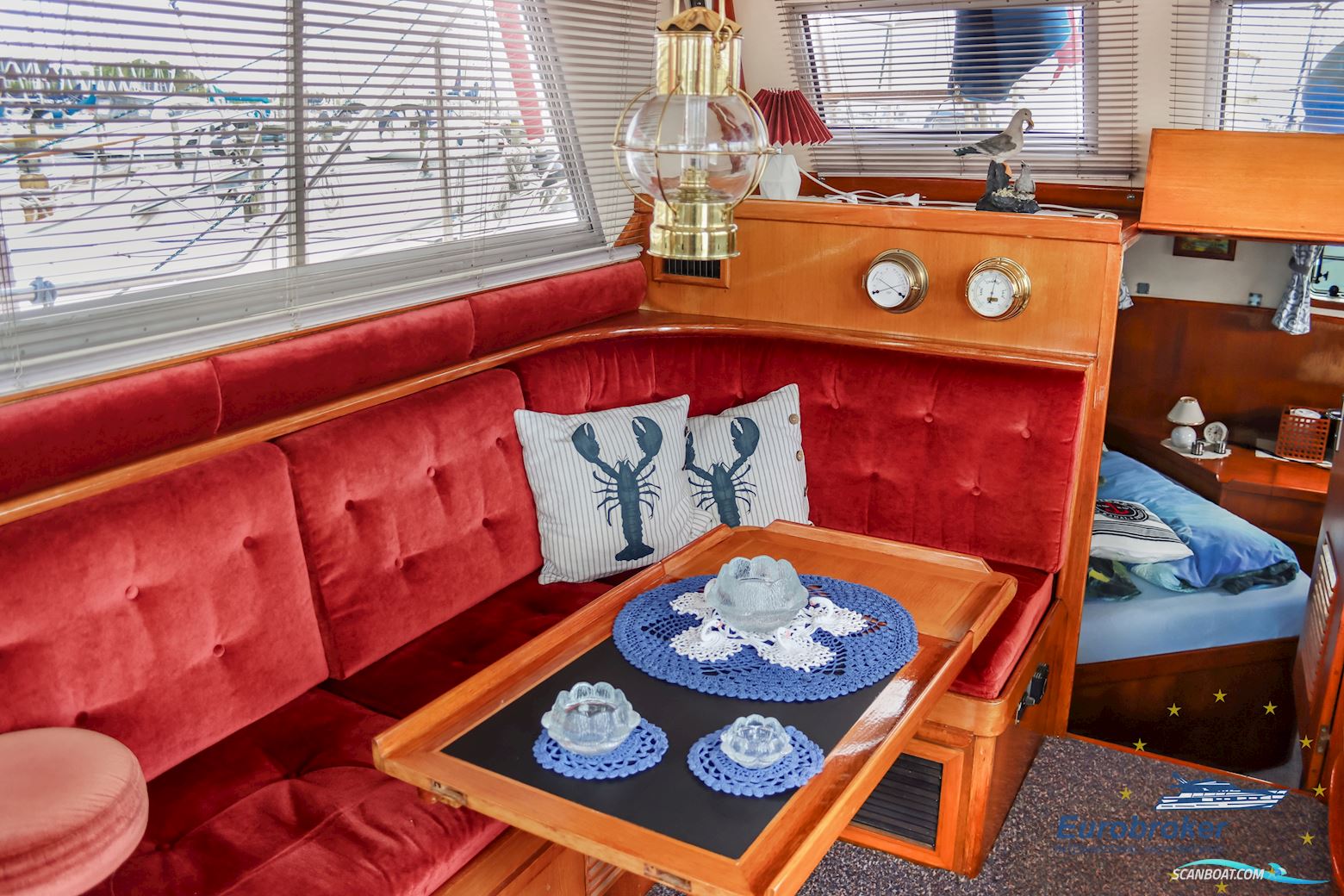 CT 35 Sun Deck Trawler