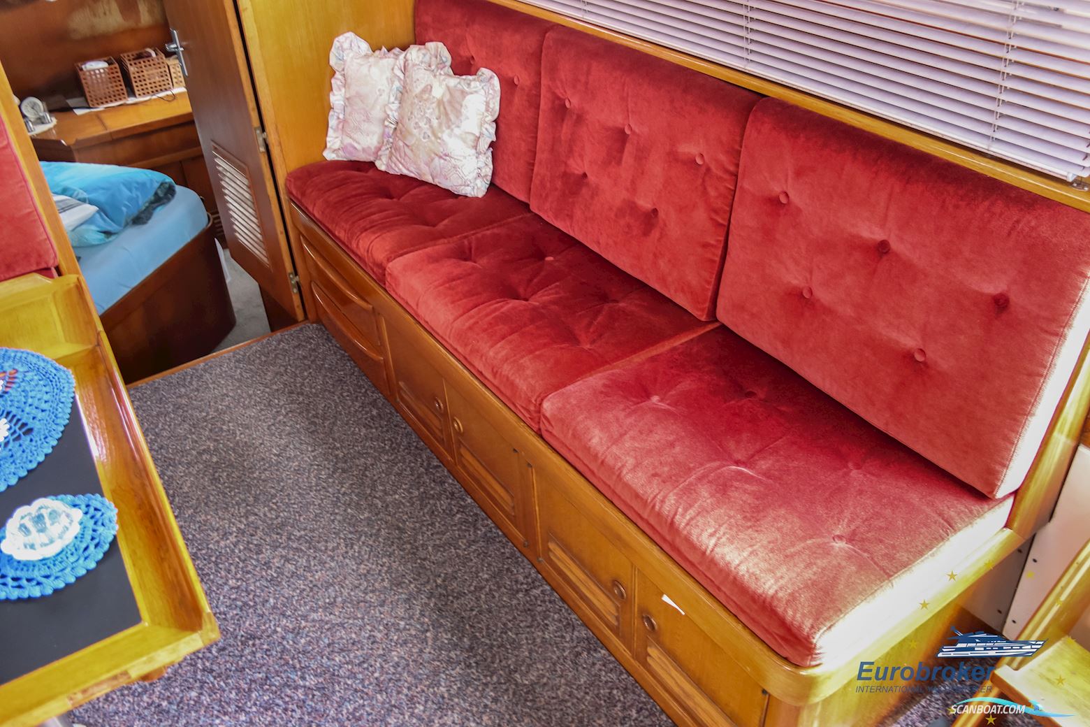 CT 35 Sun Deck Trawler