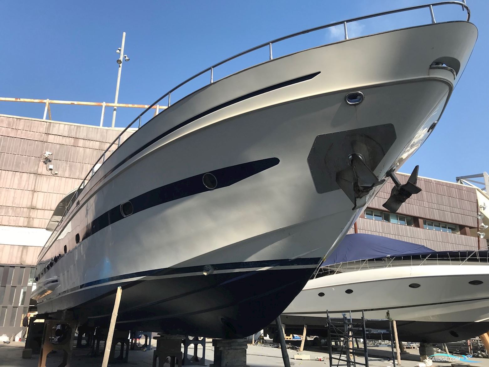 C.T.M. Milano FALCON 80