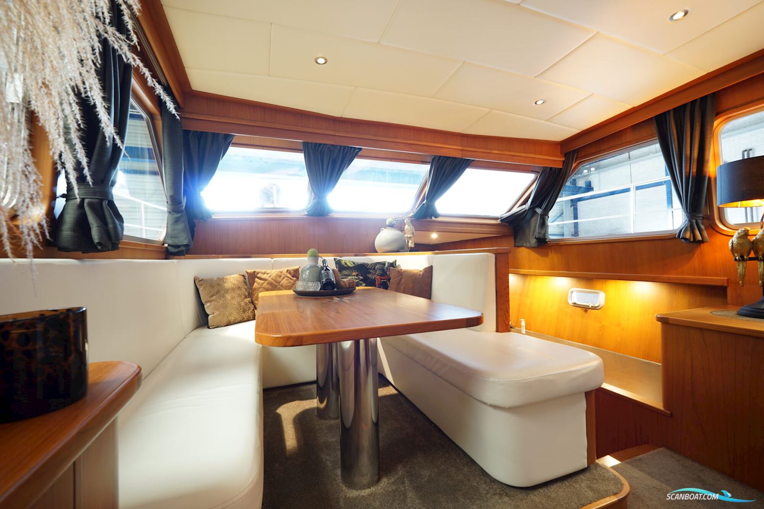 Custen Kruiser 18.00 VS