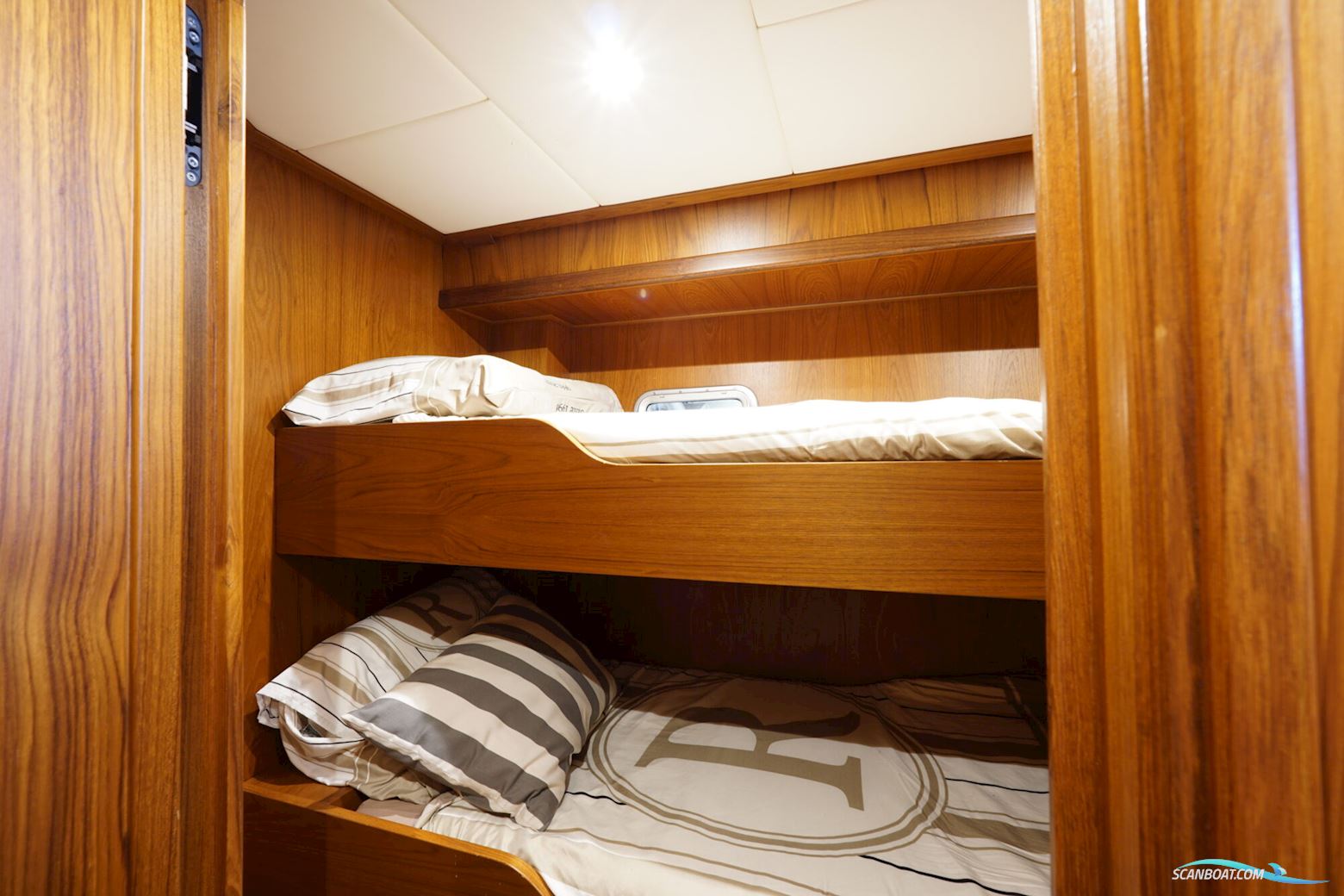 Custen Kruiser 18.00 VS