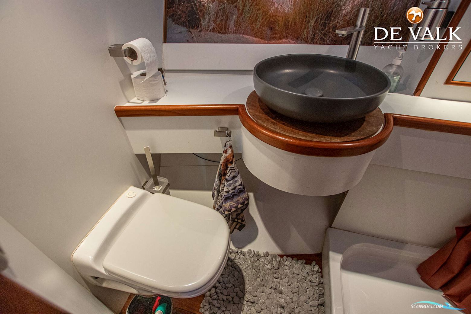 Custom Built Live Aboard 1800