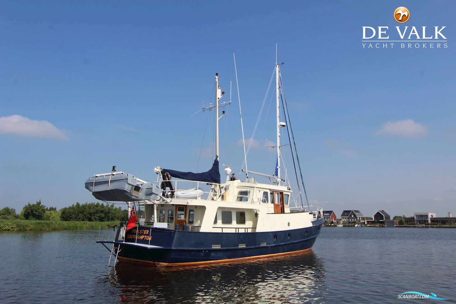 CUSTOM Explorer Trawler 1800