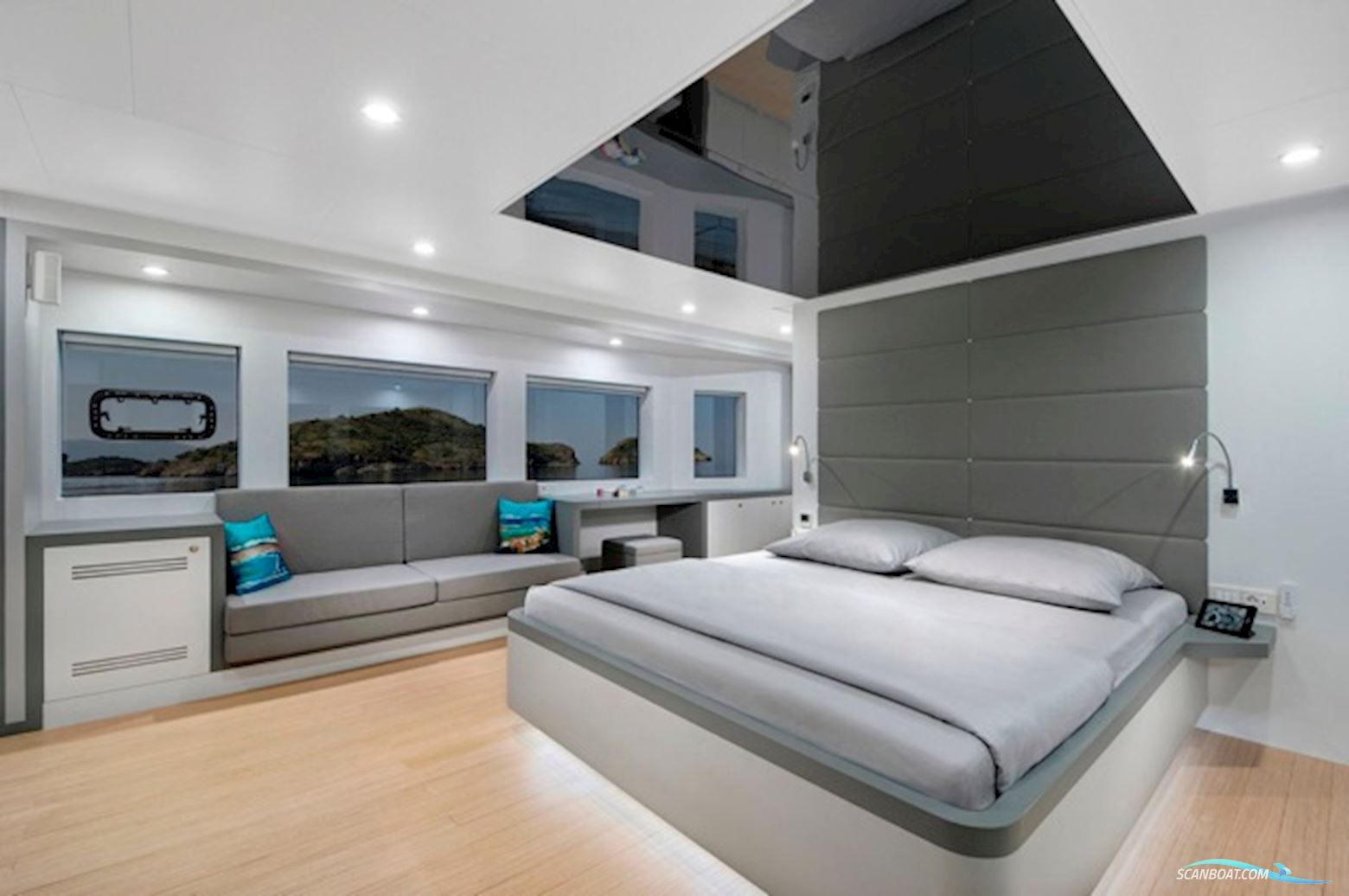 Custom Line Arkin Pruva