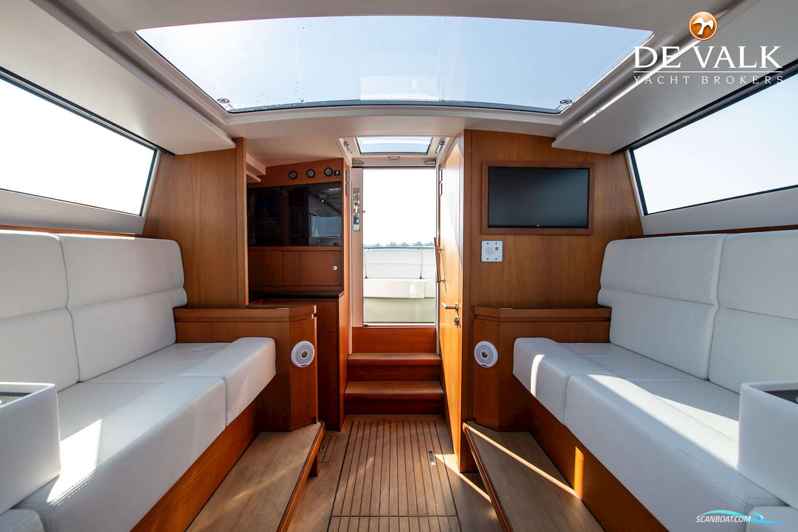 CUSTOM Reliant X40T Limousine Tender Taxiboat