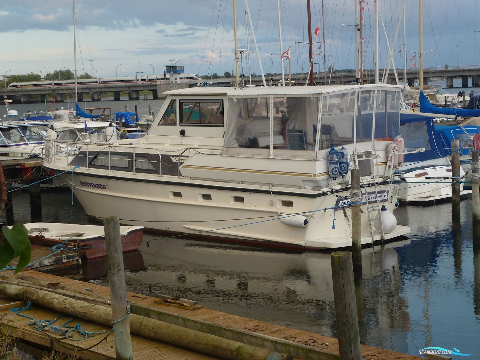 Cytra Ambassador 38 DS