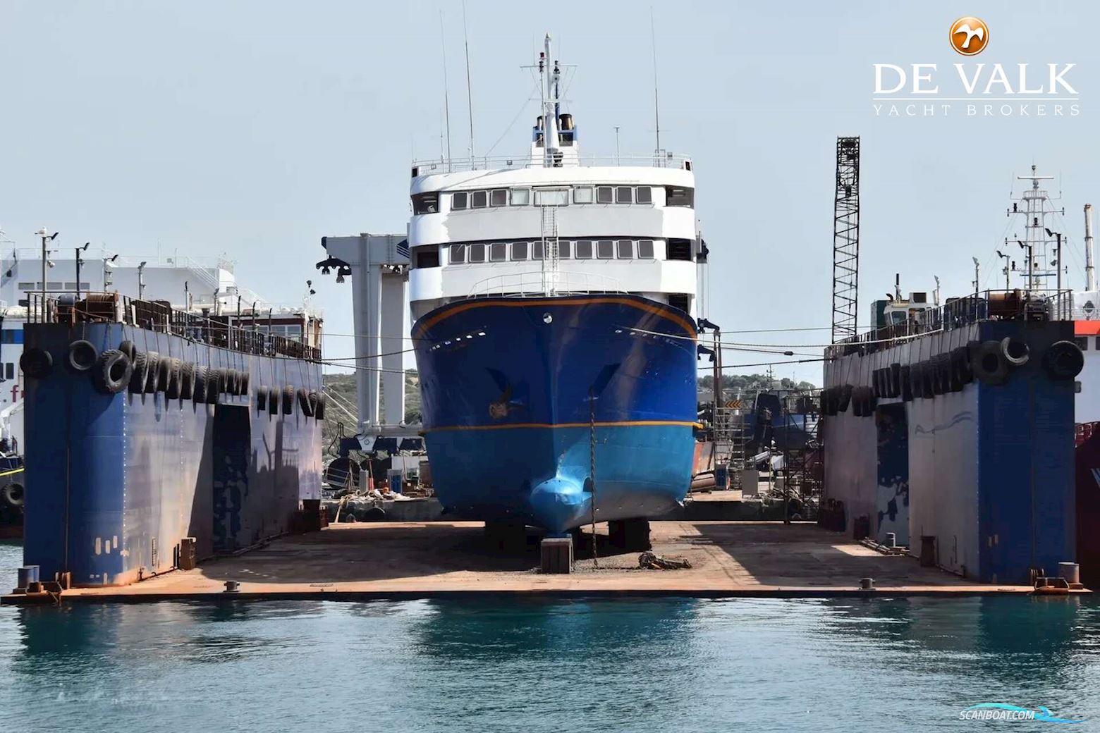 Day Passengers Ship 77.4