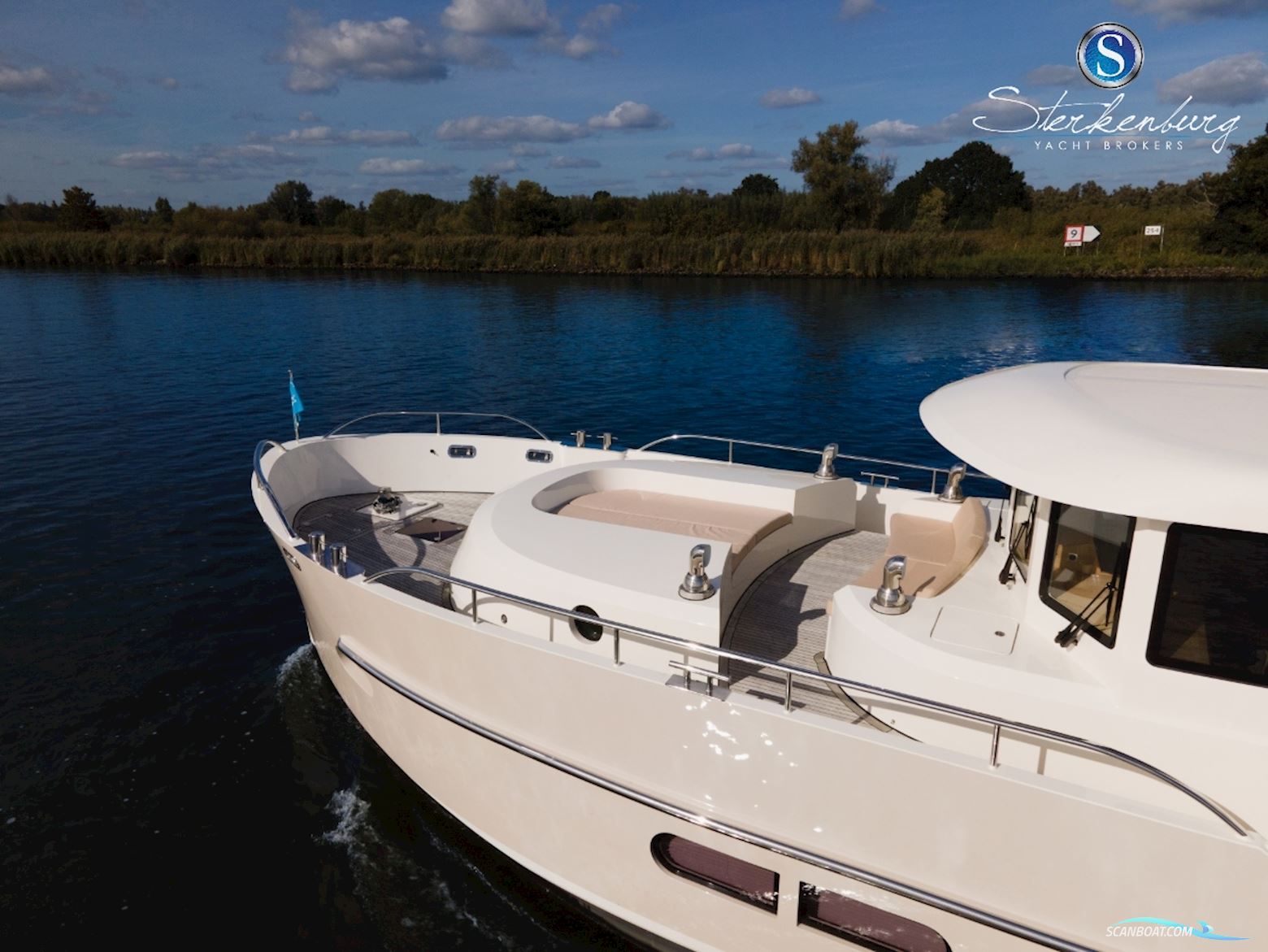 De Alm Grand Voyager 65