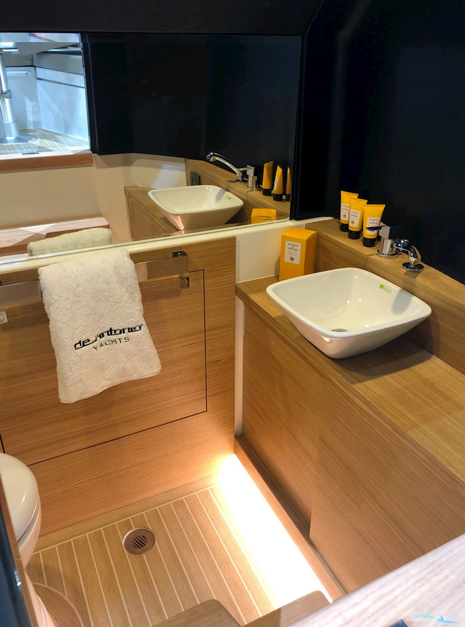 De Antonio Yachts D28 Open