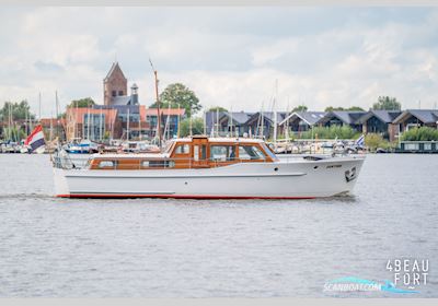 De Vries 1200 Motorboat 1950, with Volvo Penta MD 50A engine, The Netherlands