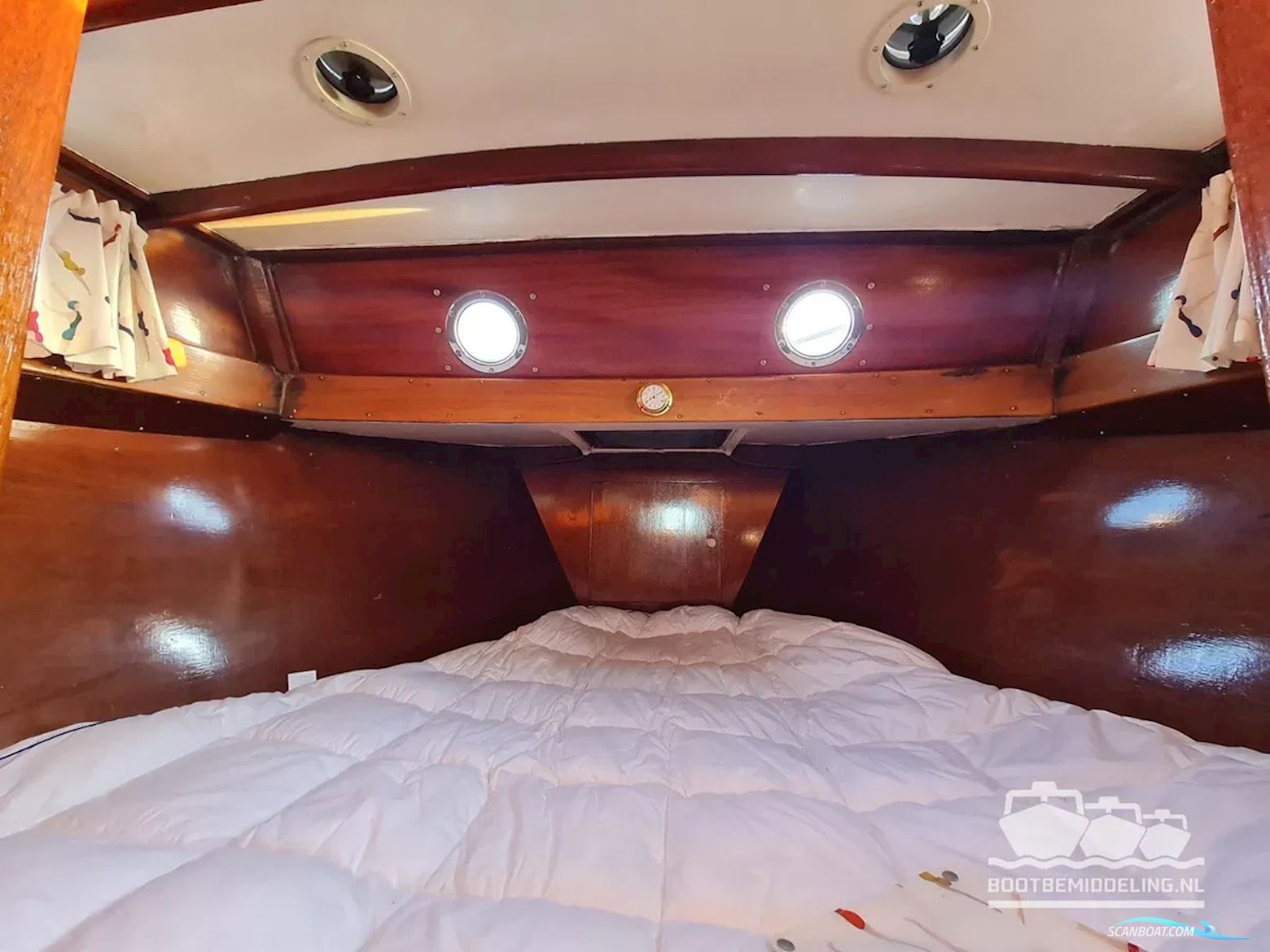 De Vries Lentsch 10.50 OK/AK