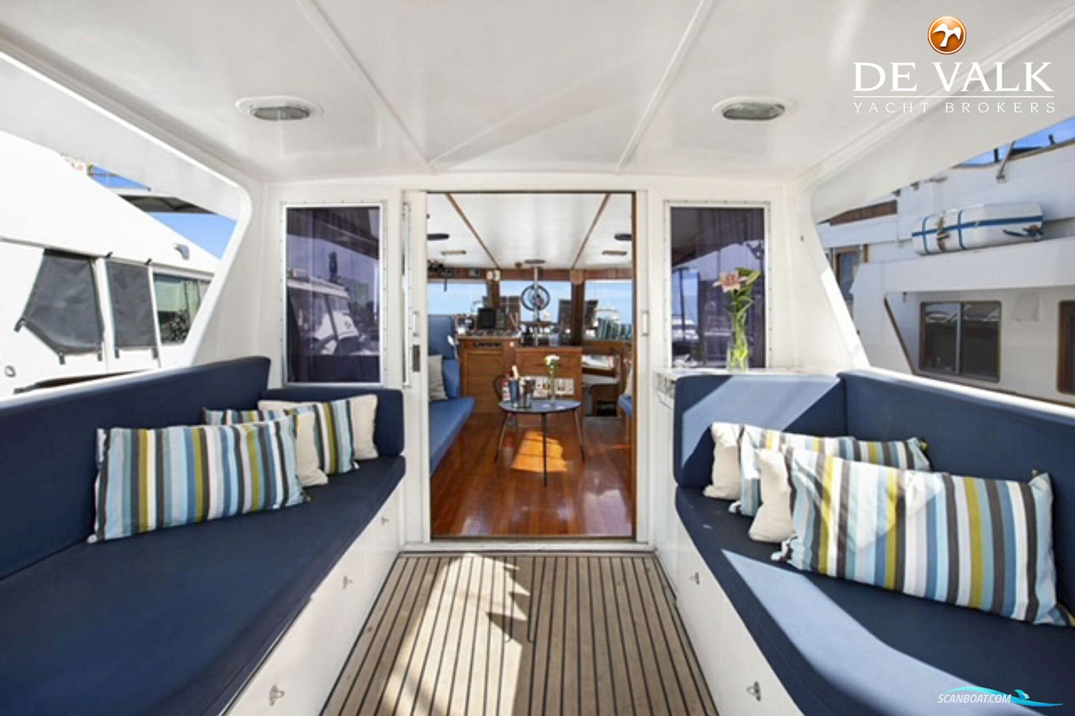 De Vries Lentsch 22M