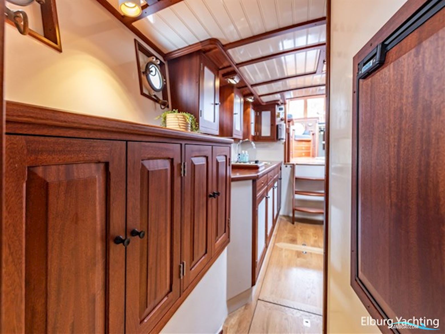 De Vries Lentsch Bromo - Full refit