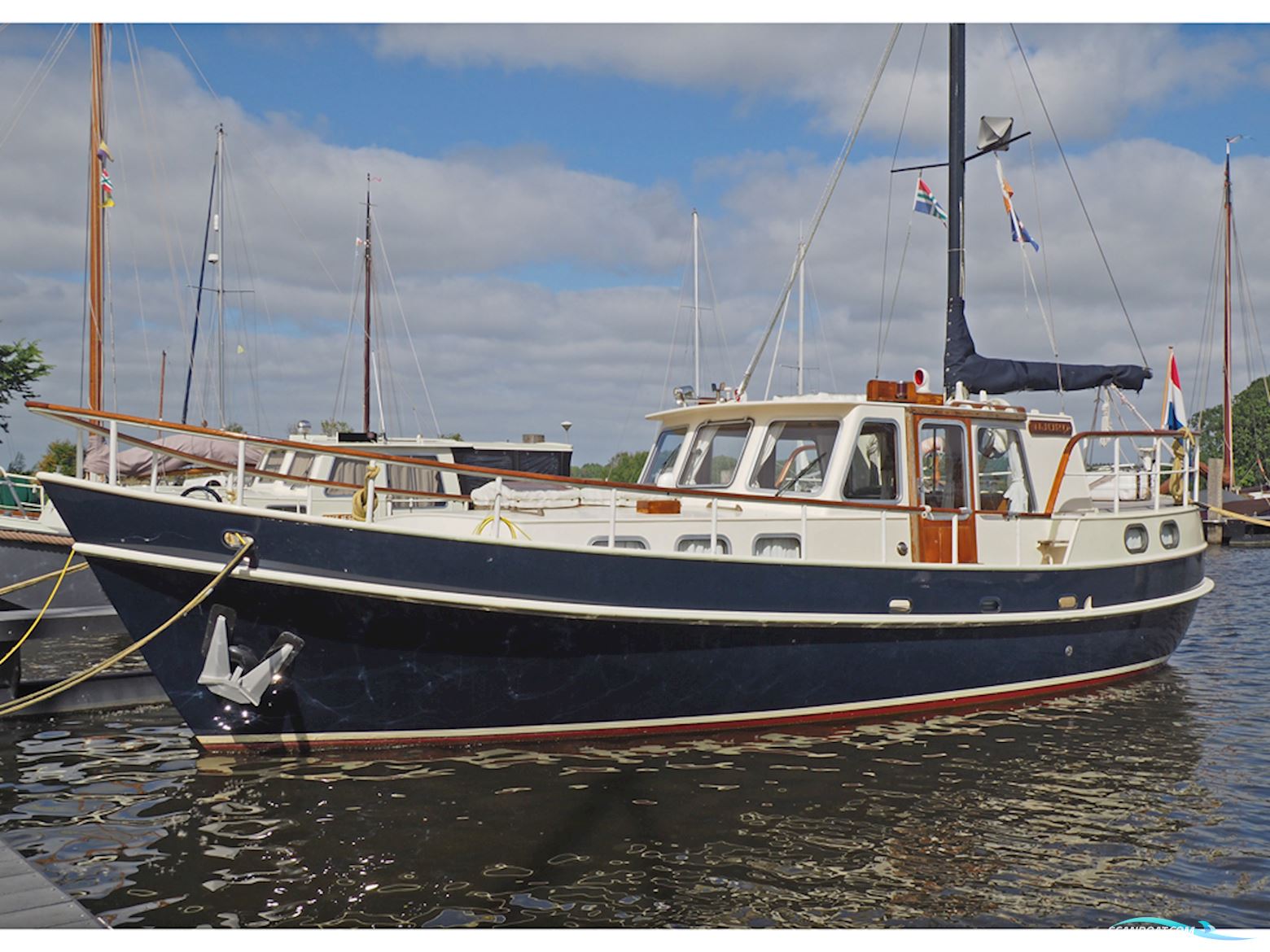 De Vries Lentsch Kotter 1130 AK Motorboat 1980, with Daf 475 engine, The Netherlands
