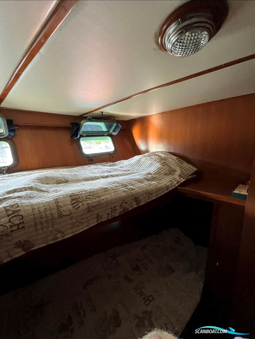 Defever 48 Sundeck