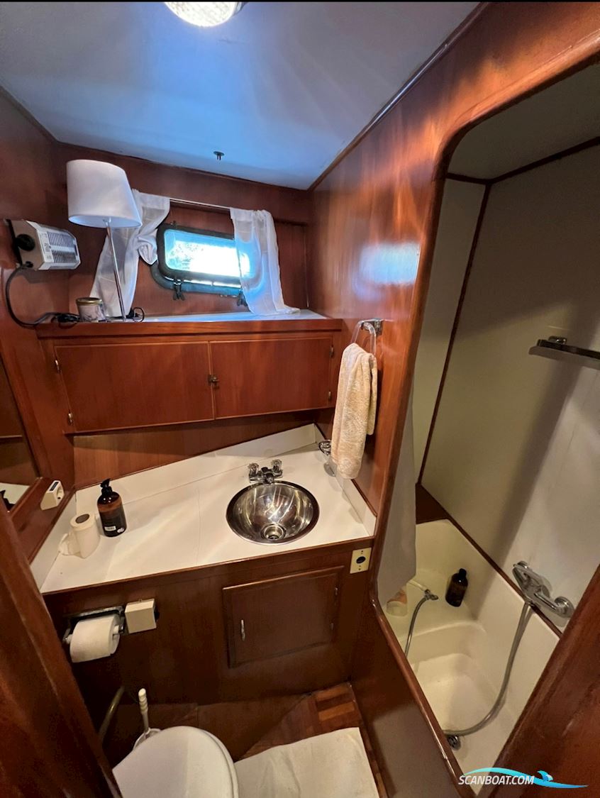 Defever 48 Sundeck
