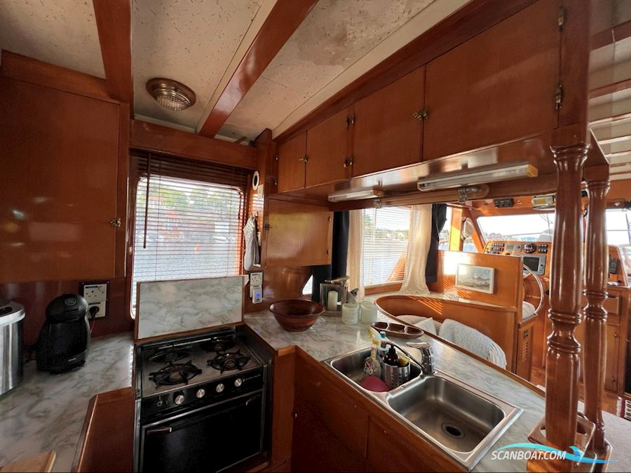 Defever 48 Sundeck