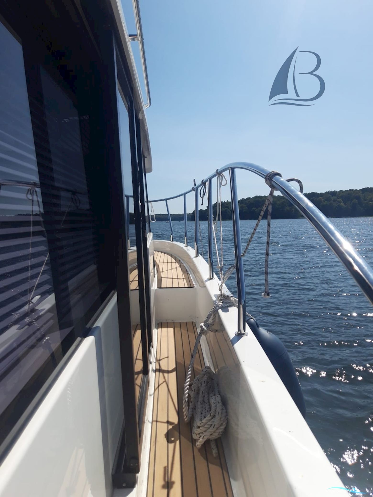 Delphia Escape 1150