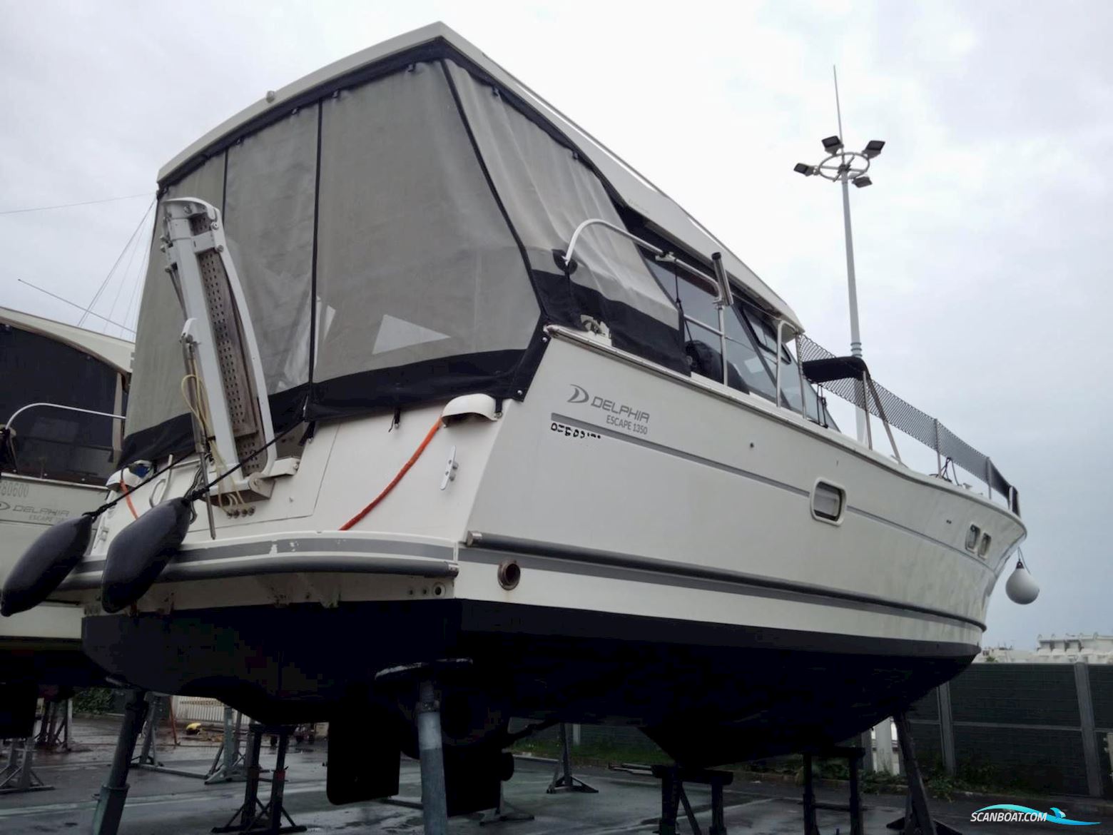 Delphia Escape 1350