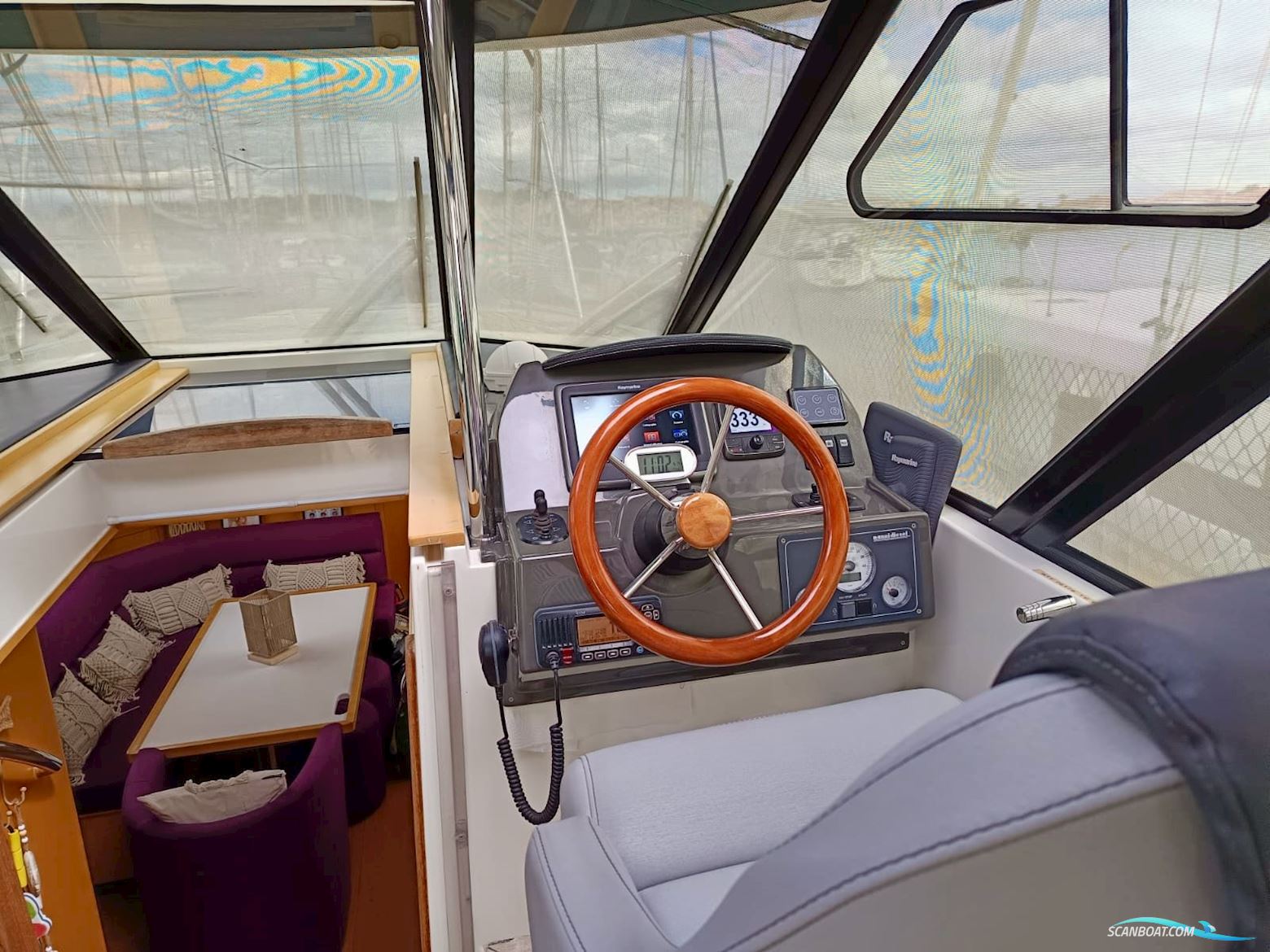 Delphia Escape 1350
