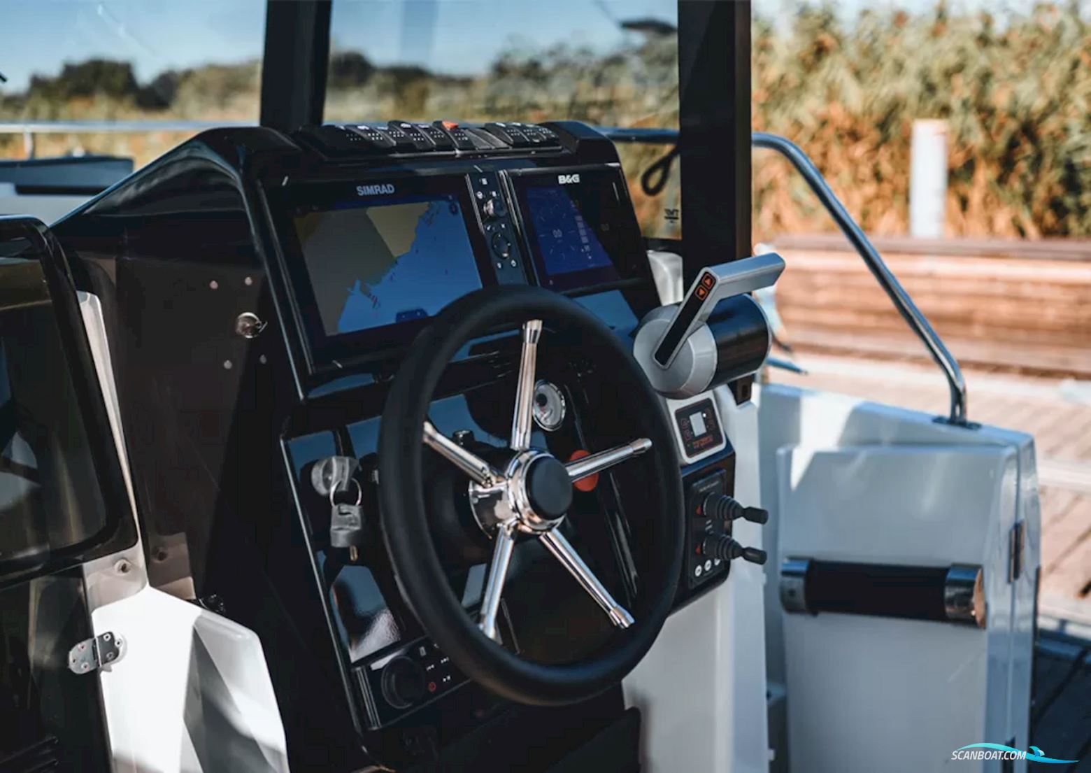 DELPHIA YACHTS 10 LoungeTop Electric