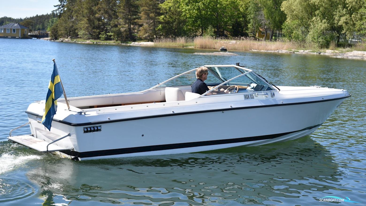 Dino Motorboat 1984, with Volvo Penta engine, Sweden