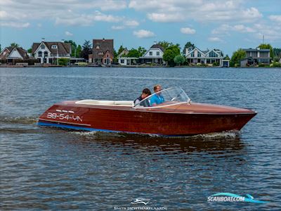Divank Uscire 635 Motorboat 2010, with Mercruiser 5.7L engine, The Netherlands